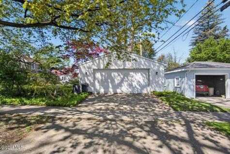 33 Washington Road Scotia NY 12302