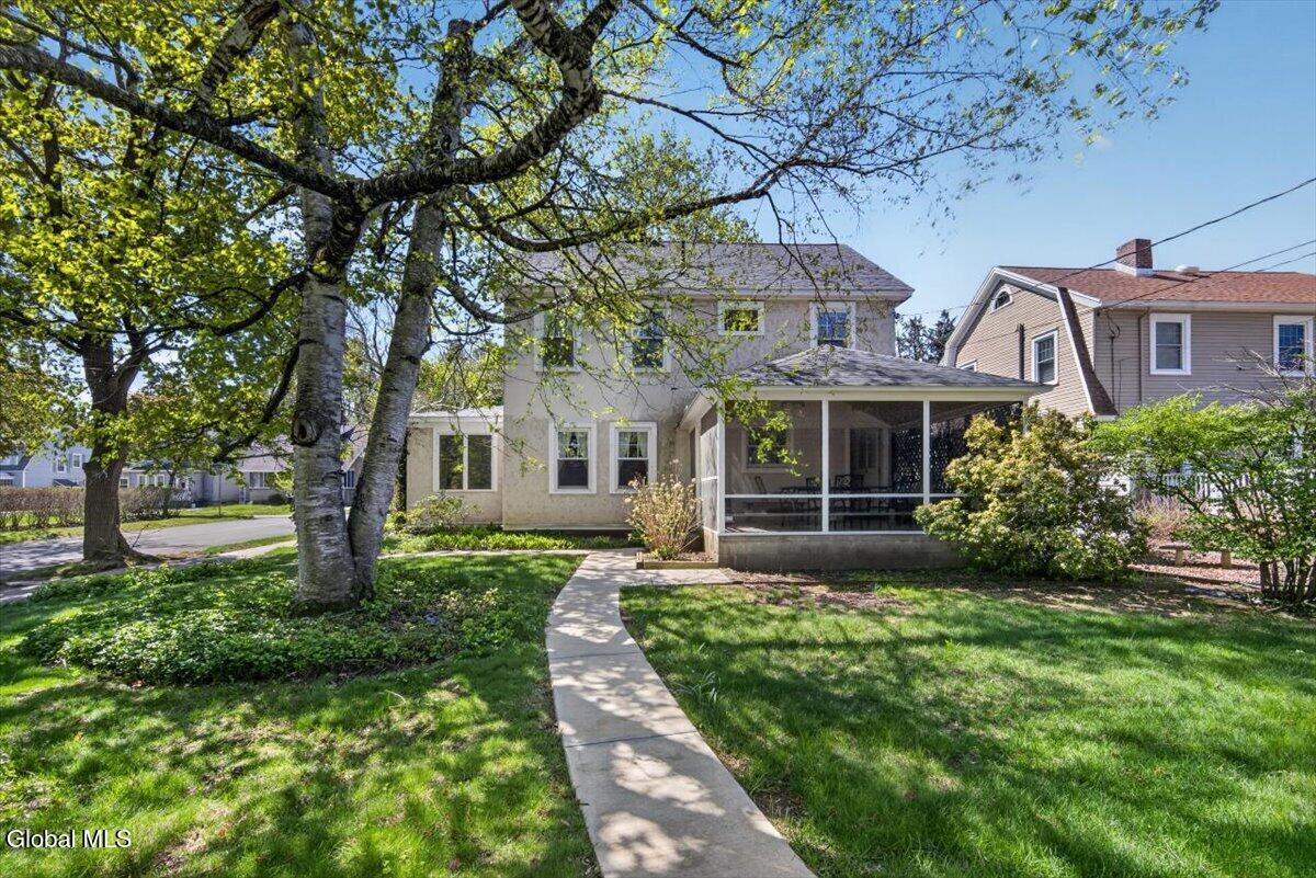 33 Washington Road Scotia NY 12302