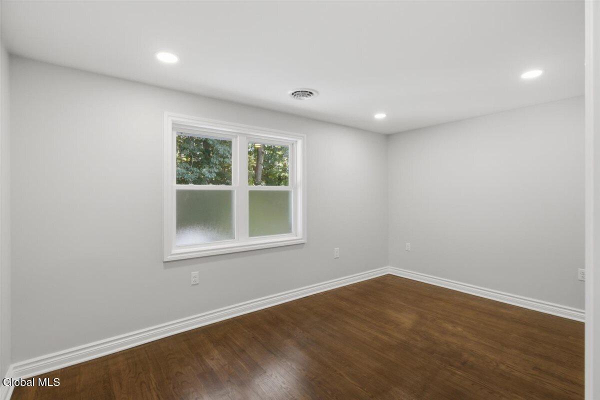 335 Maple Road Slingerlands NY 12159