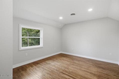 335 Maple Road Slingerlands NY 12159