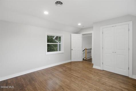 335 Maple Road Slingerlands NY 12159