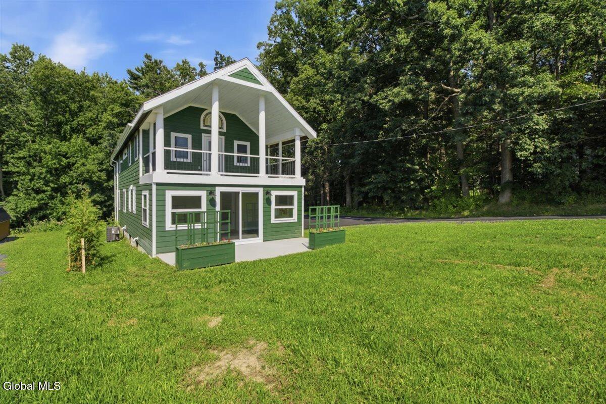 335 Maple Road Slingerlands NY 12159