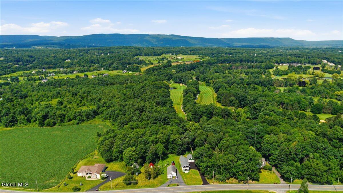 335 Maple Road Slingerlands NY 12159