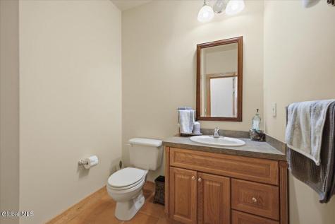 18 Founders Way Queensbury NY 12804