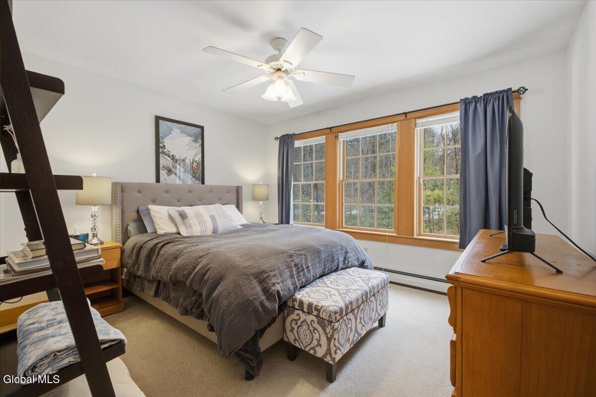 18 Founders Way Queensbury NY 12804