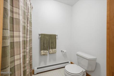 18 Founders Way Queensbury NY 12804
