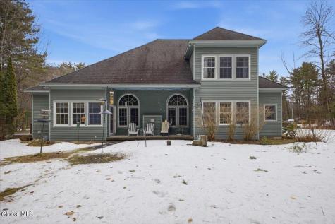 18 Founders Way Queensbury NY 12804