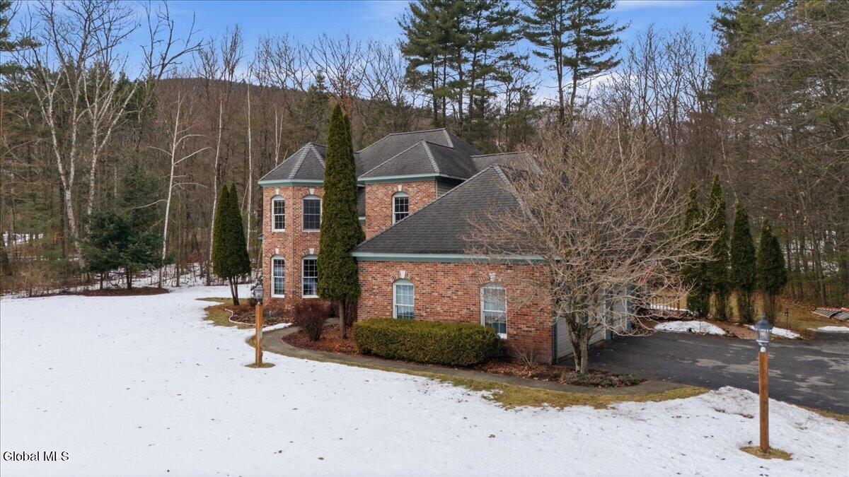 18 Founders Way Queensbury NY 12804