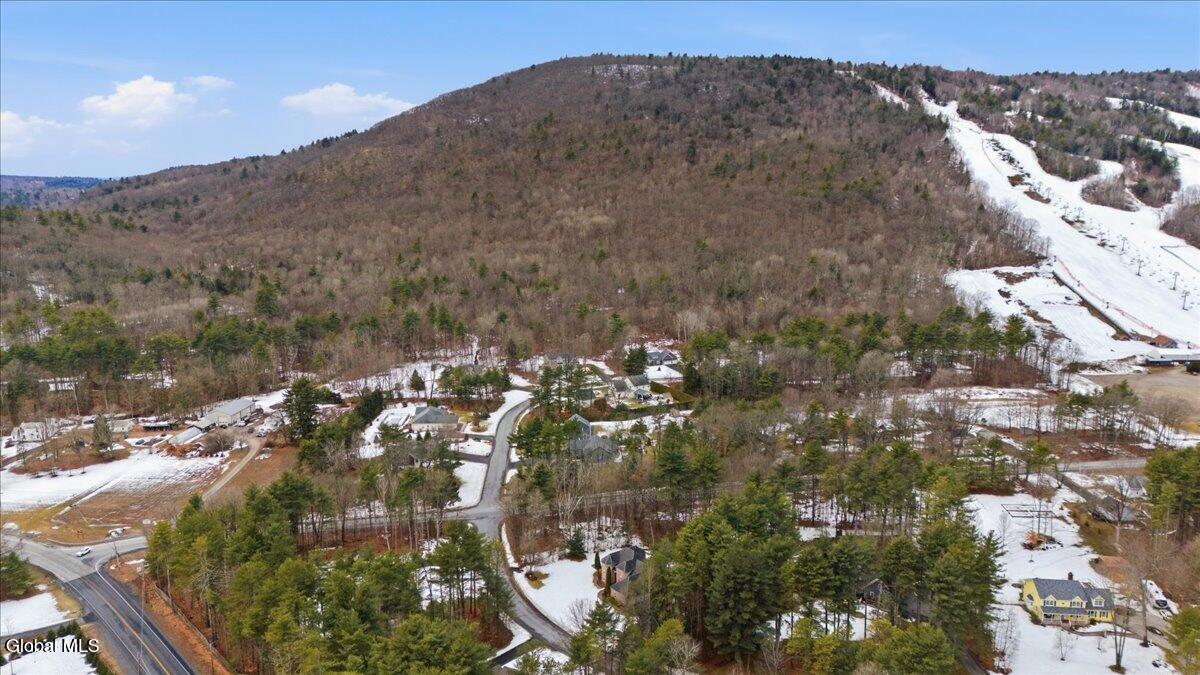 18 Founders Way Queensbury NY 12804