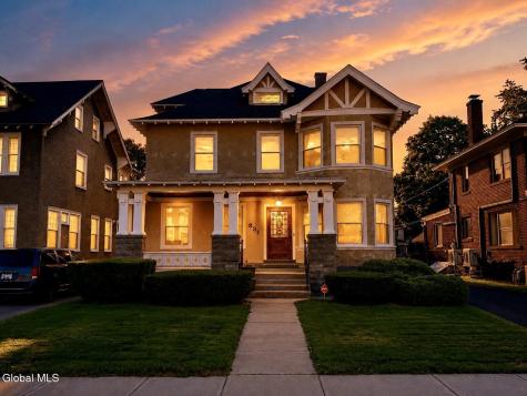 831 Wright Avenue Schenectady NY 12309