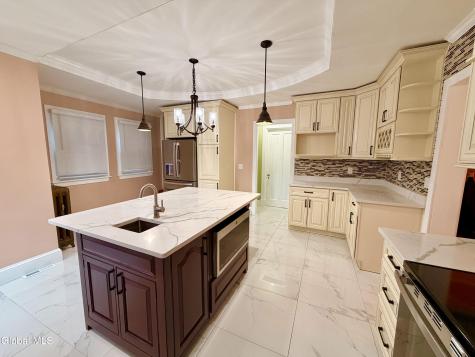 831 Wright Avenue Schenectady NY 12309