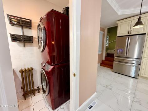 831 Wright Avenue Schenectady NY 12309