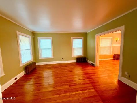 831 Wright Avenue Schenectady NY 12309