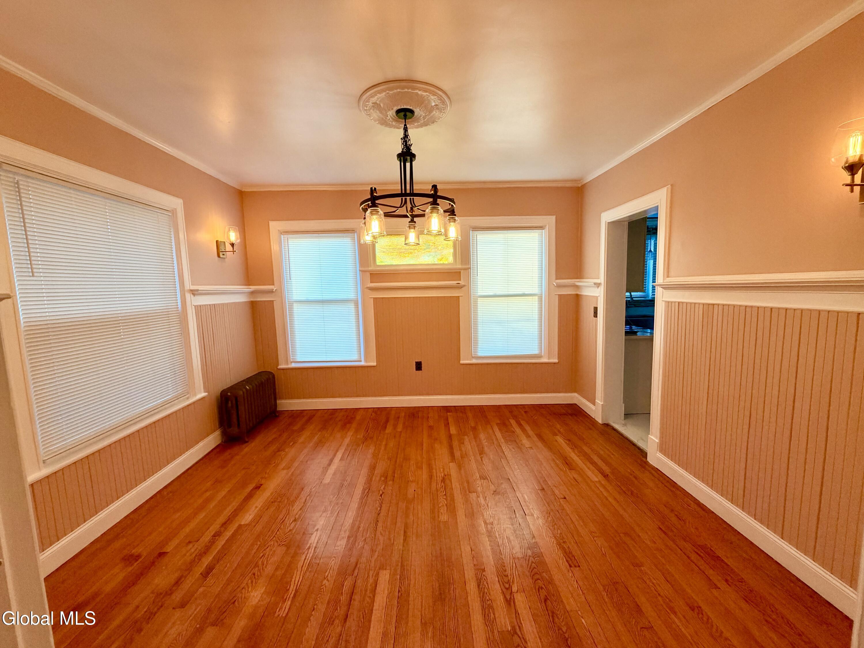 831 Wright Avenue Schenectady NY 12309