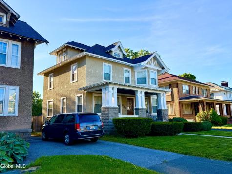 831 Wright Avenue Schenectady NY 12309