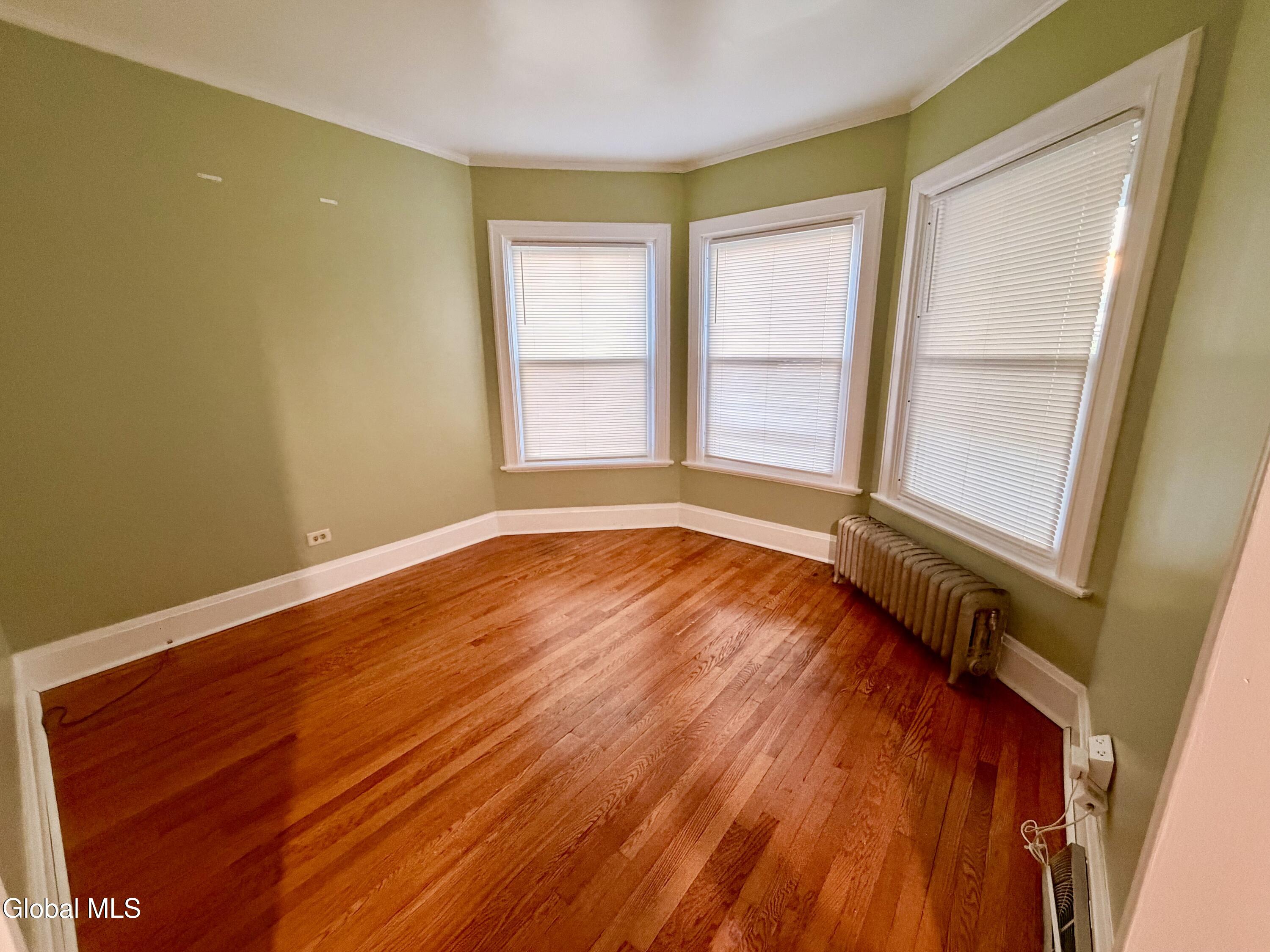 831 Wright Avenue Schenectady NY 12309
