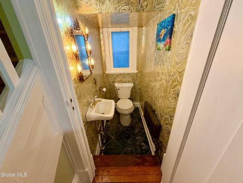 831 Wright Avenue Schenectady NY 12309