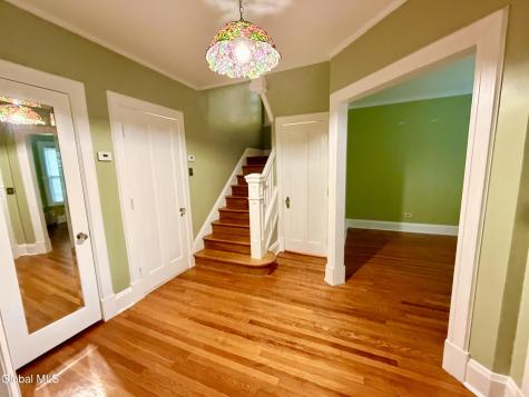 831 Wright Avenue Schenectady NY 12309