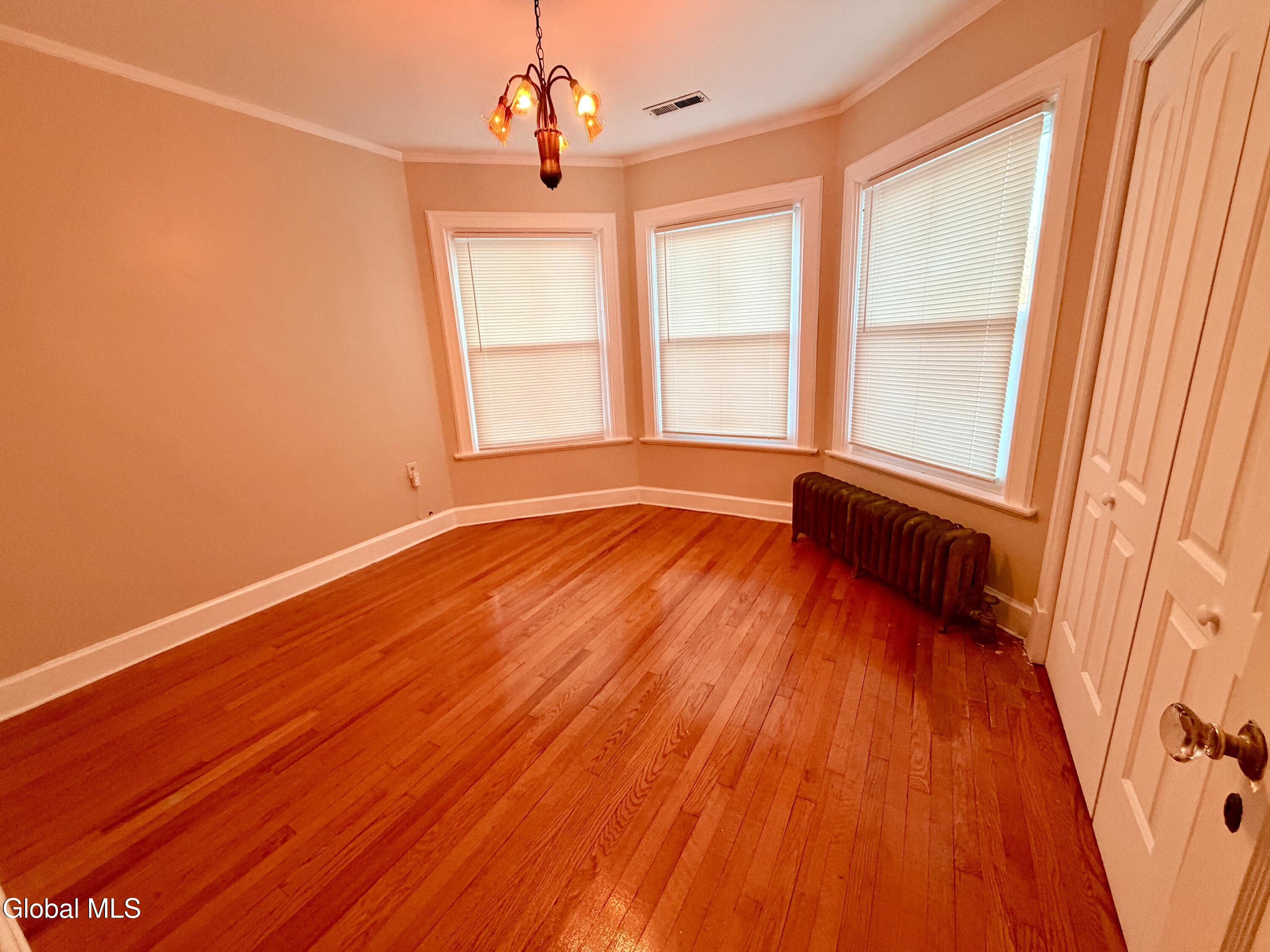 831 Wright Avenue Schenectady NY 12309