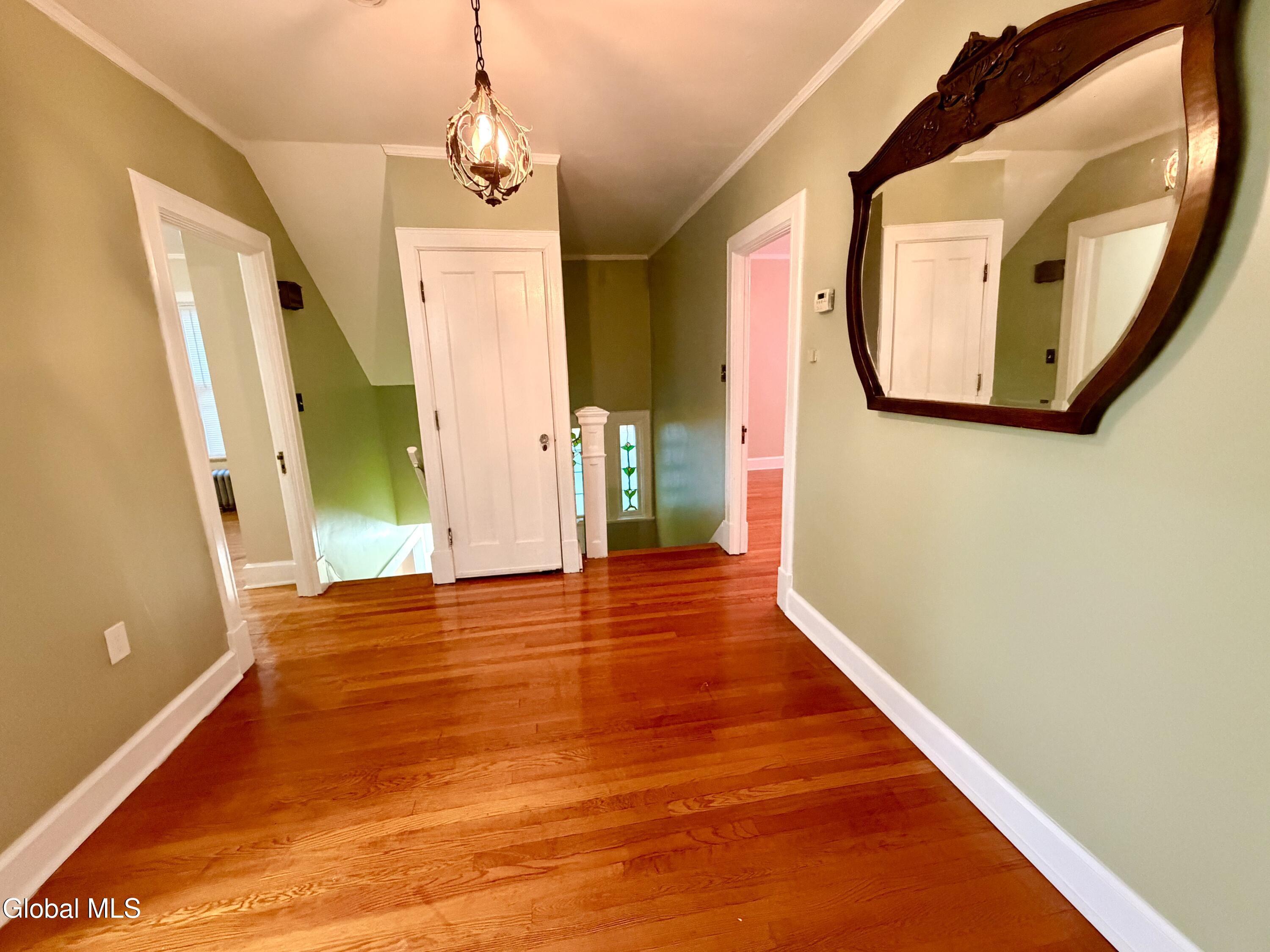 831 Wright Avenue Schenectady NY 12309