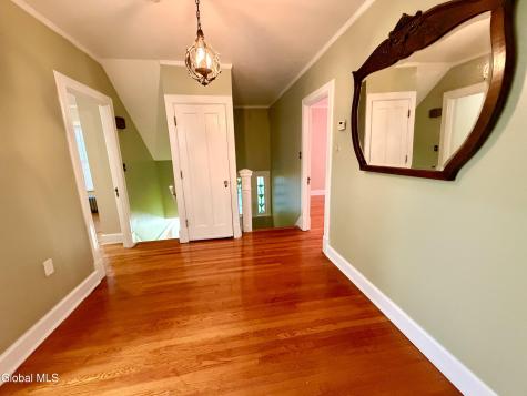 831 Wright Avenue Schenectady NY 12309