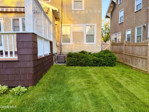 831 Wright Avenue Schenectady NY 12309