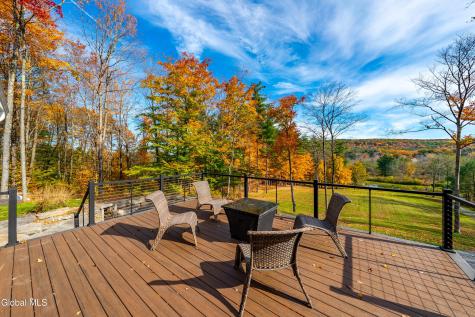22 Weisenborn Road Feura Bush NY 12067