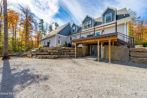 22 Weisenborn Road Feura Bush NY 12067