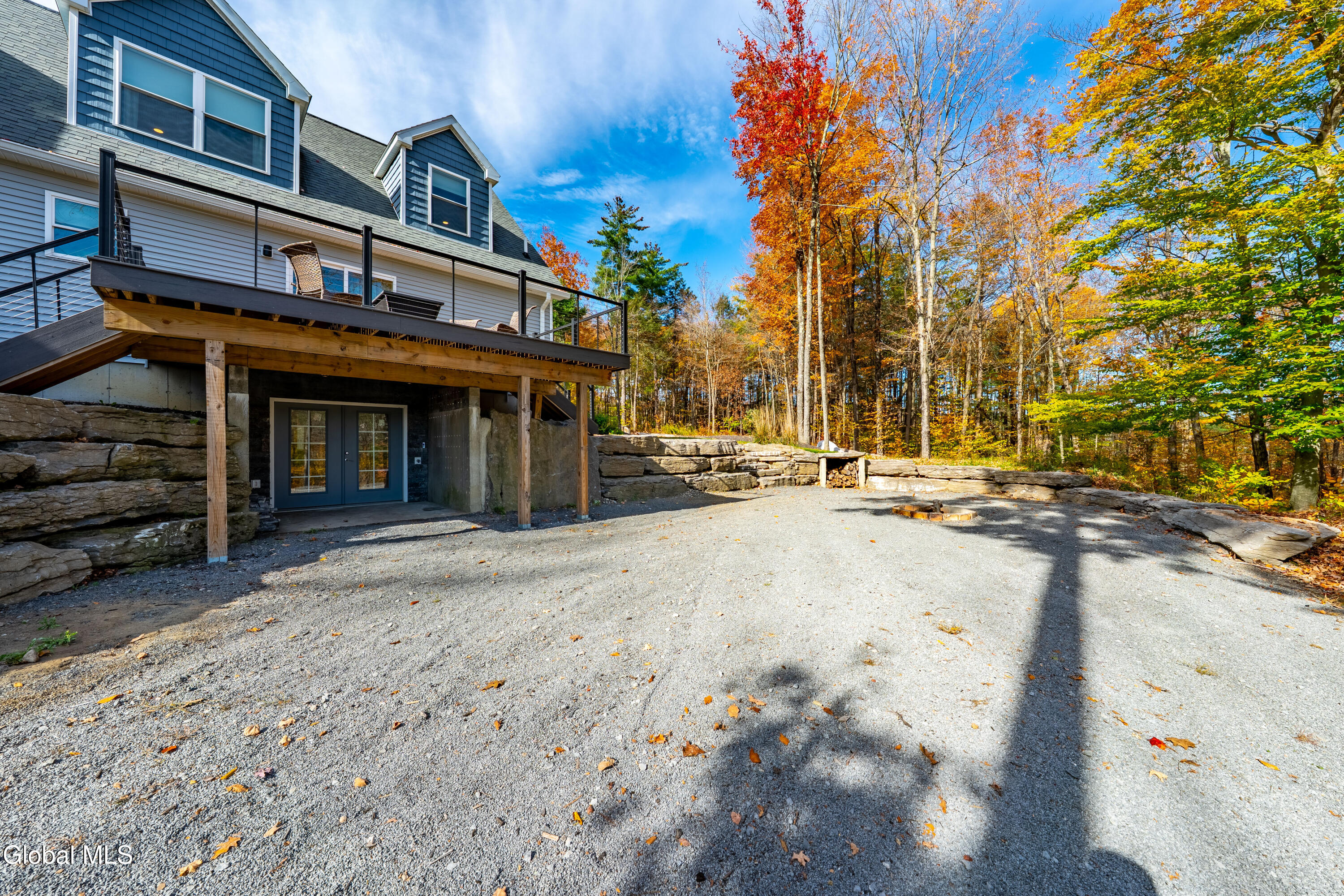 22 Weisenborn Road Feura Bush NY 12067