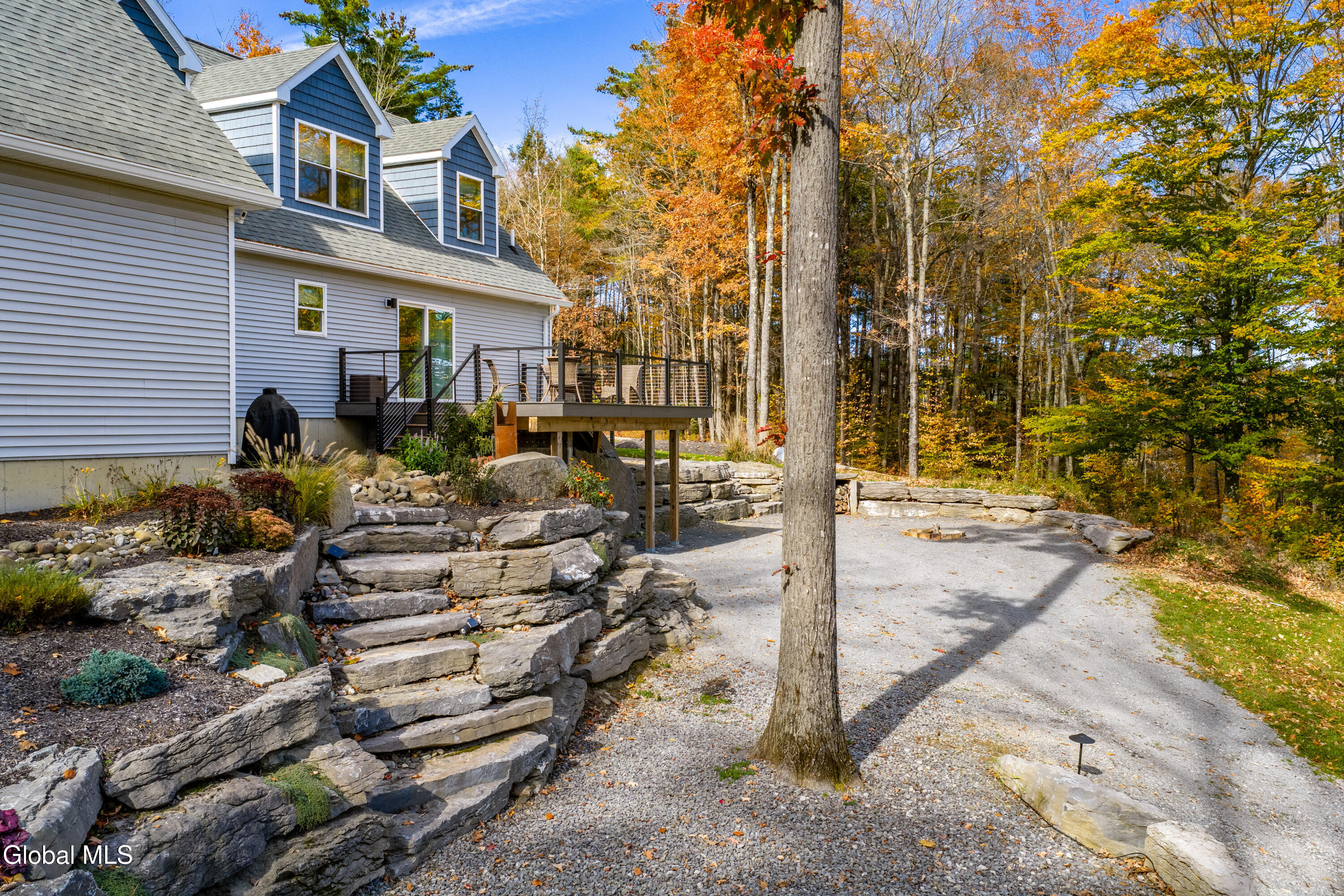 22 Weisenborn Road Feura Bush NY 12067