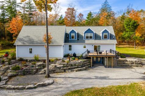 22 Weisenborn Road Feura Bush NY 12067