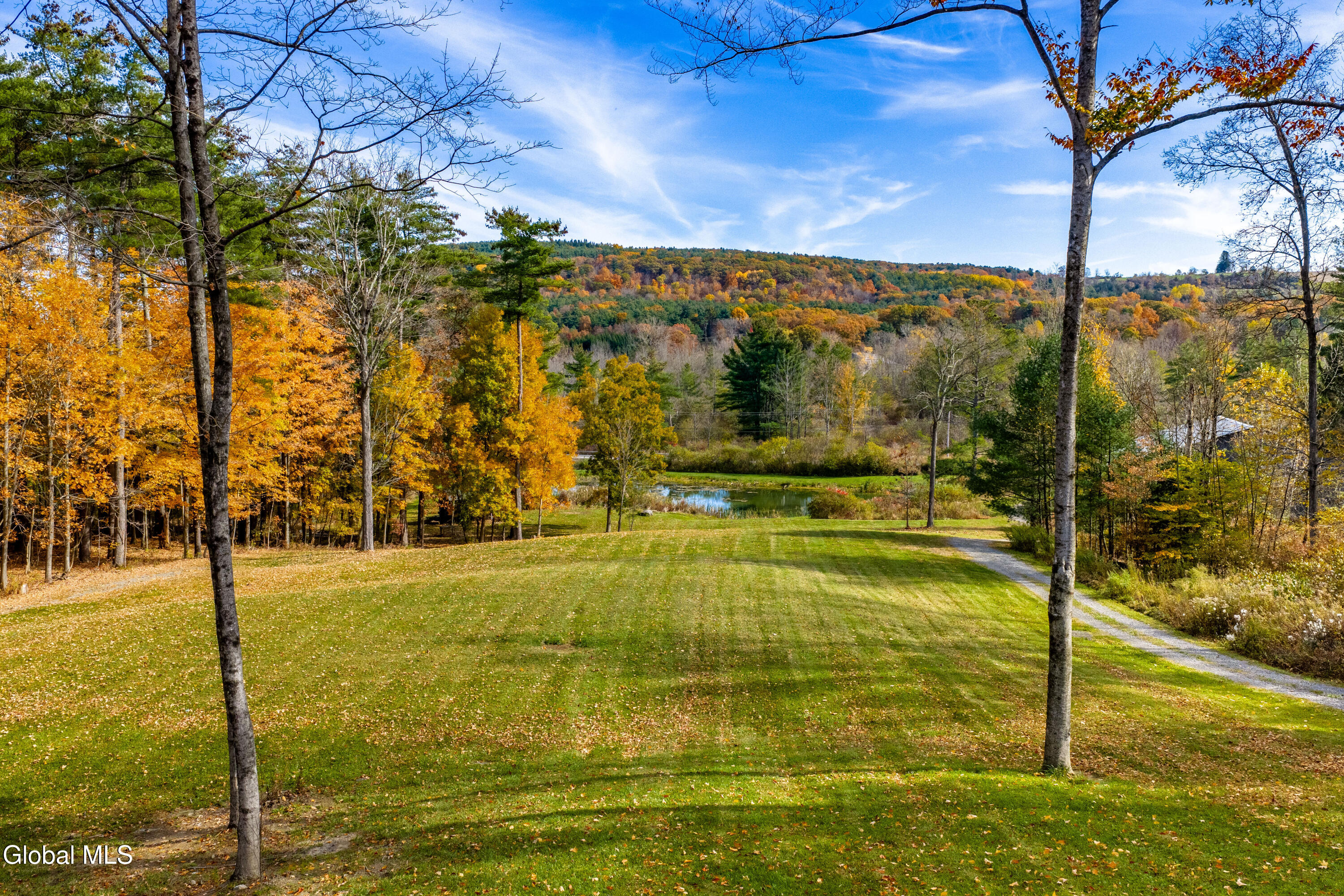 22 Weisenborn Road Feura Bush NY 12067