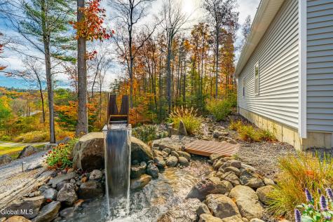 22 Weisenborn Road Feura Bush NY 12067