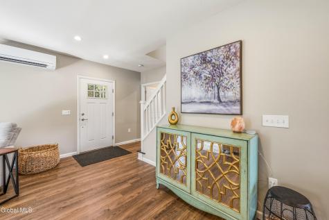 22 Weisenborn Road Feura Bush NY 12067