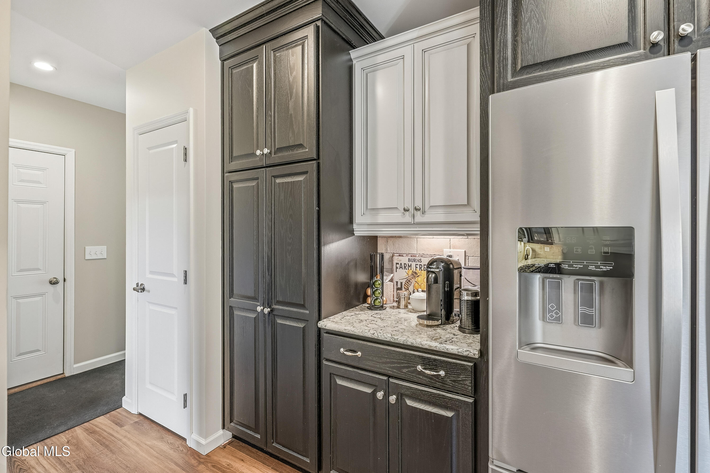 22 Weisenborn Road Feura Bush NY 12067