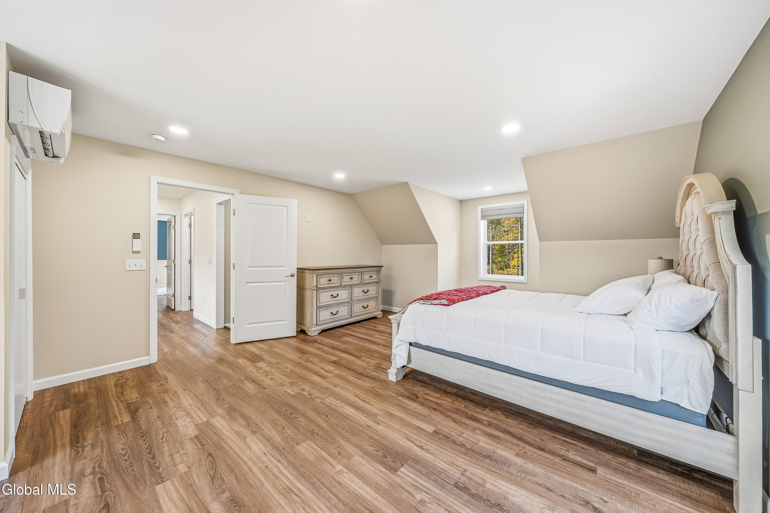 22 Weisenborn Road Feura Bush NY 12067