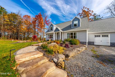 22 Weisenborn Road Feura Bush NY 12067