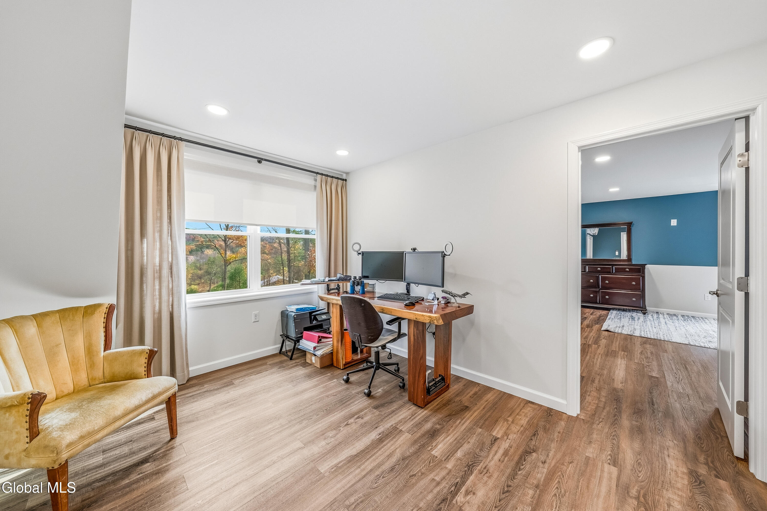 22 Weisenborn Road Feura Bush NY 12067