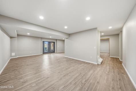 22 Weisenborn Road Feura Bush NY 12067