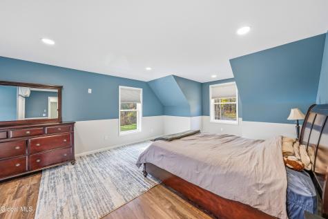 22 Weisenborn Road Feura Bush NY 12067