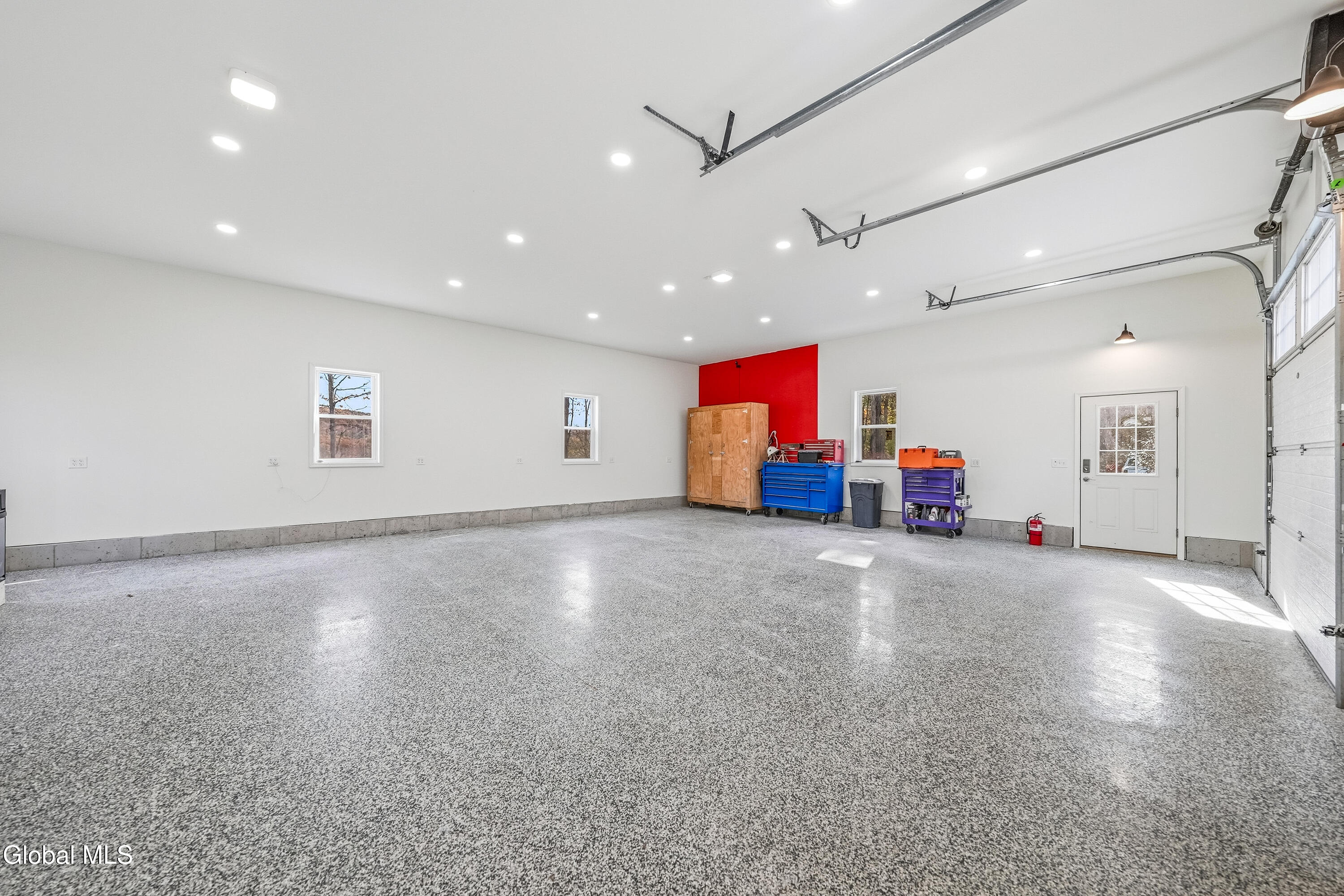 22 Weisenborn Road Feura Bush NY 12067