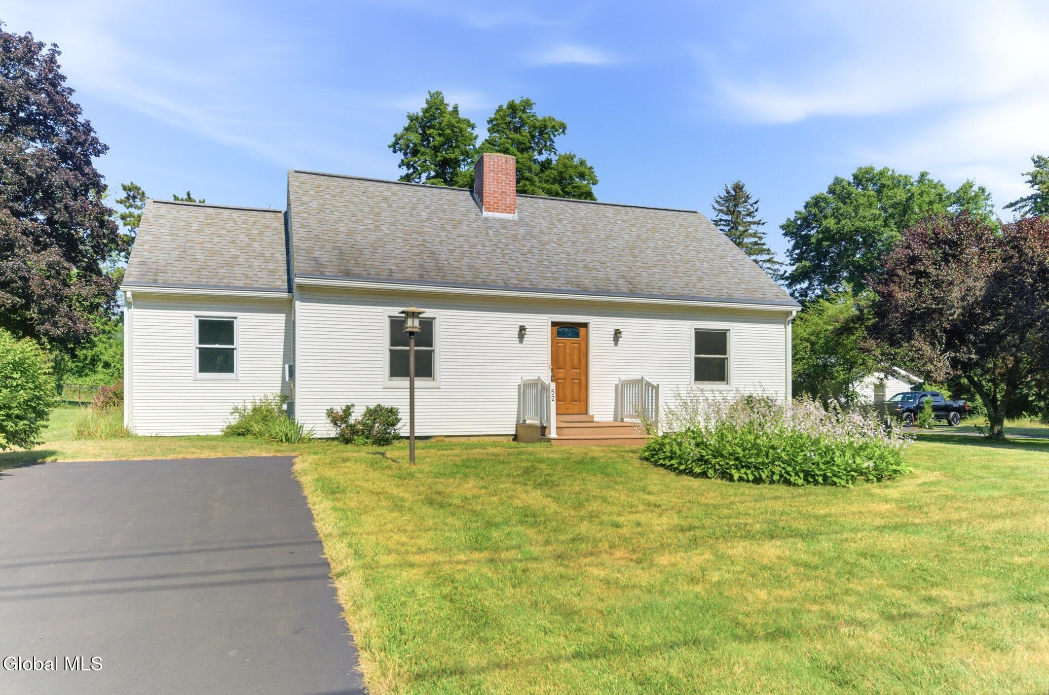 52 Willow Street Guilderland NY 12084