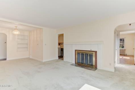52 Willow Street Guilderland NY 12084