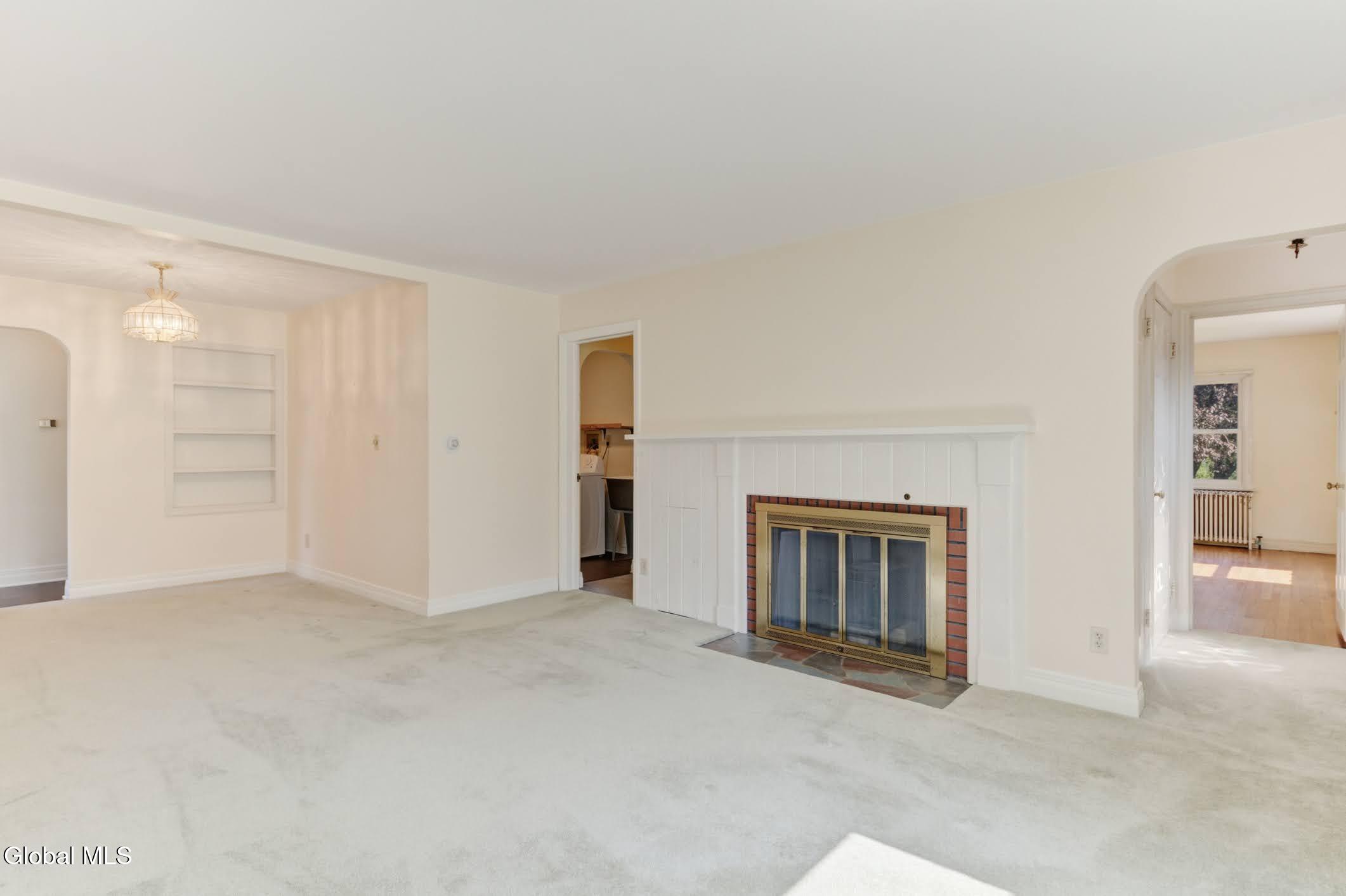 52 Willow Street Guilderland NY 12084