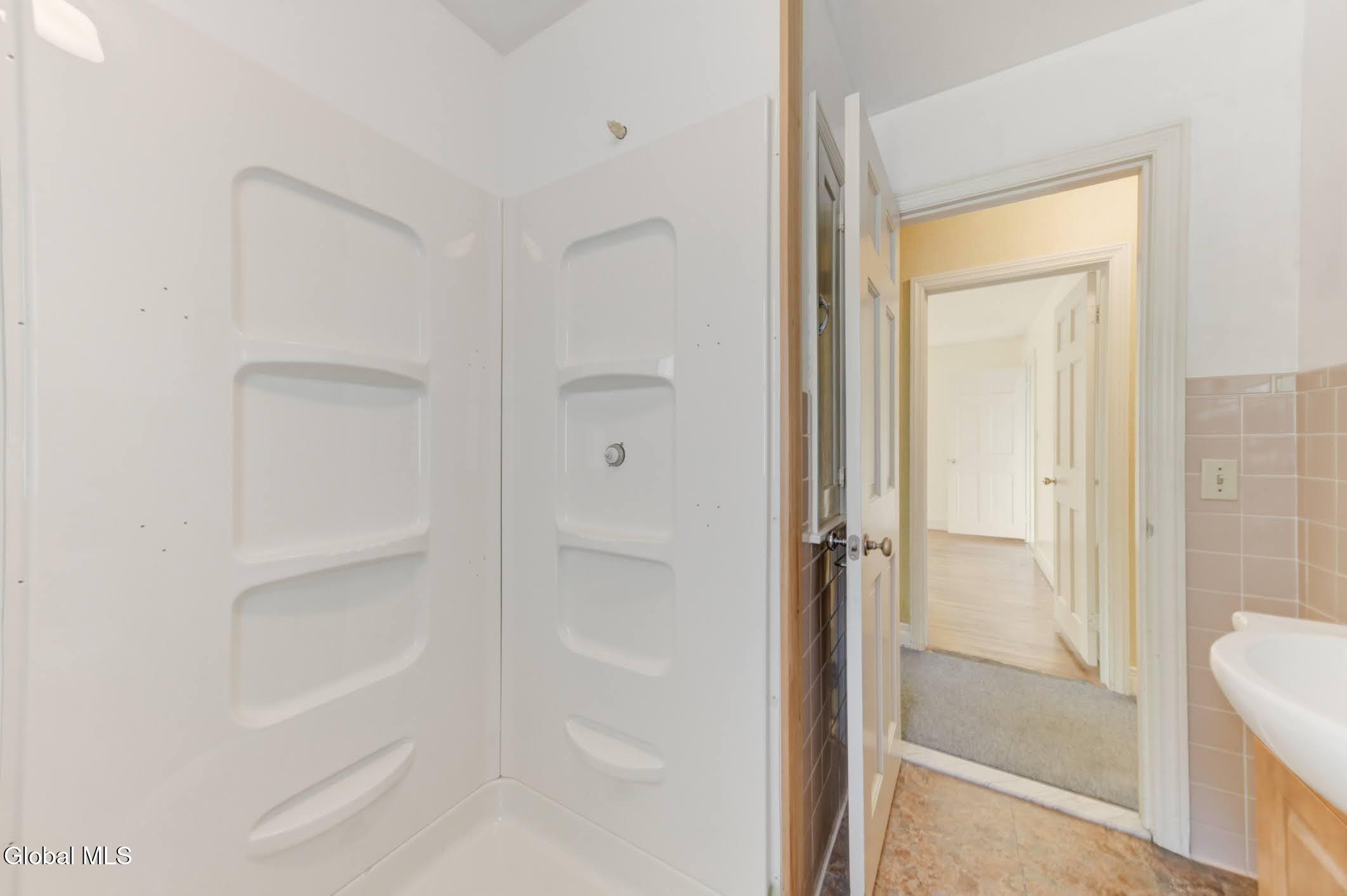52 Willow Street Guilderland NY 12084