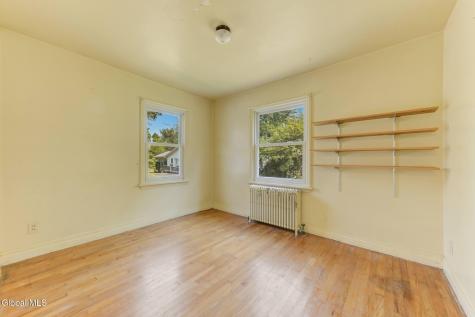 52 Willow Street Guilderland NY 12084