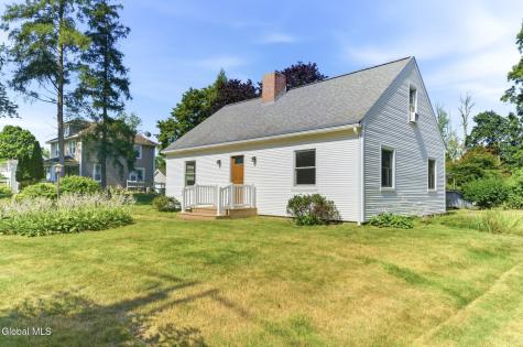 52 Willow Street Guilderland NY 12084