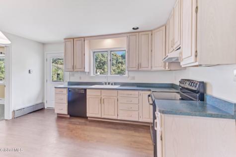 52 Willow Street Guilderland NY 12084