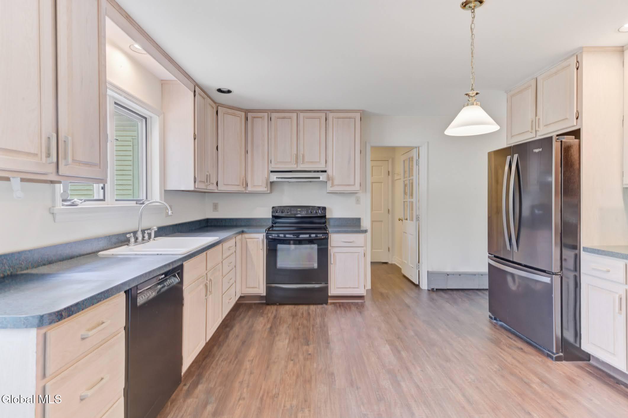 52 Willow Street Guilderland NY 12084
