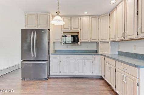 52 Willow Street Guilderland NY 12084